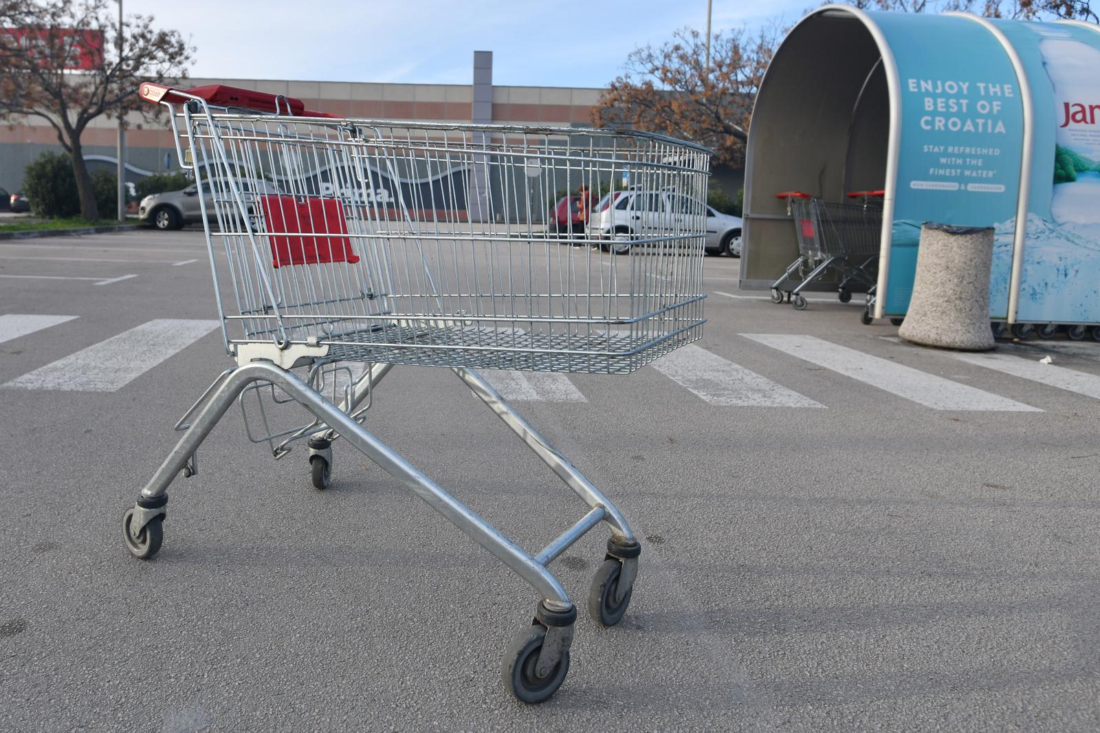 ibenik: Drugi veliki bojkot trgovina zbog visokih cijena ibenik: Drugi veliki bojkot trgovina zbog visokih cijena