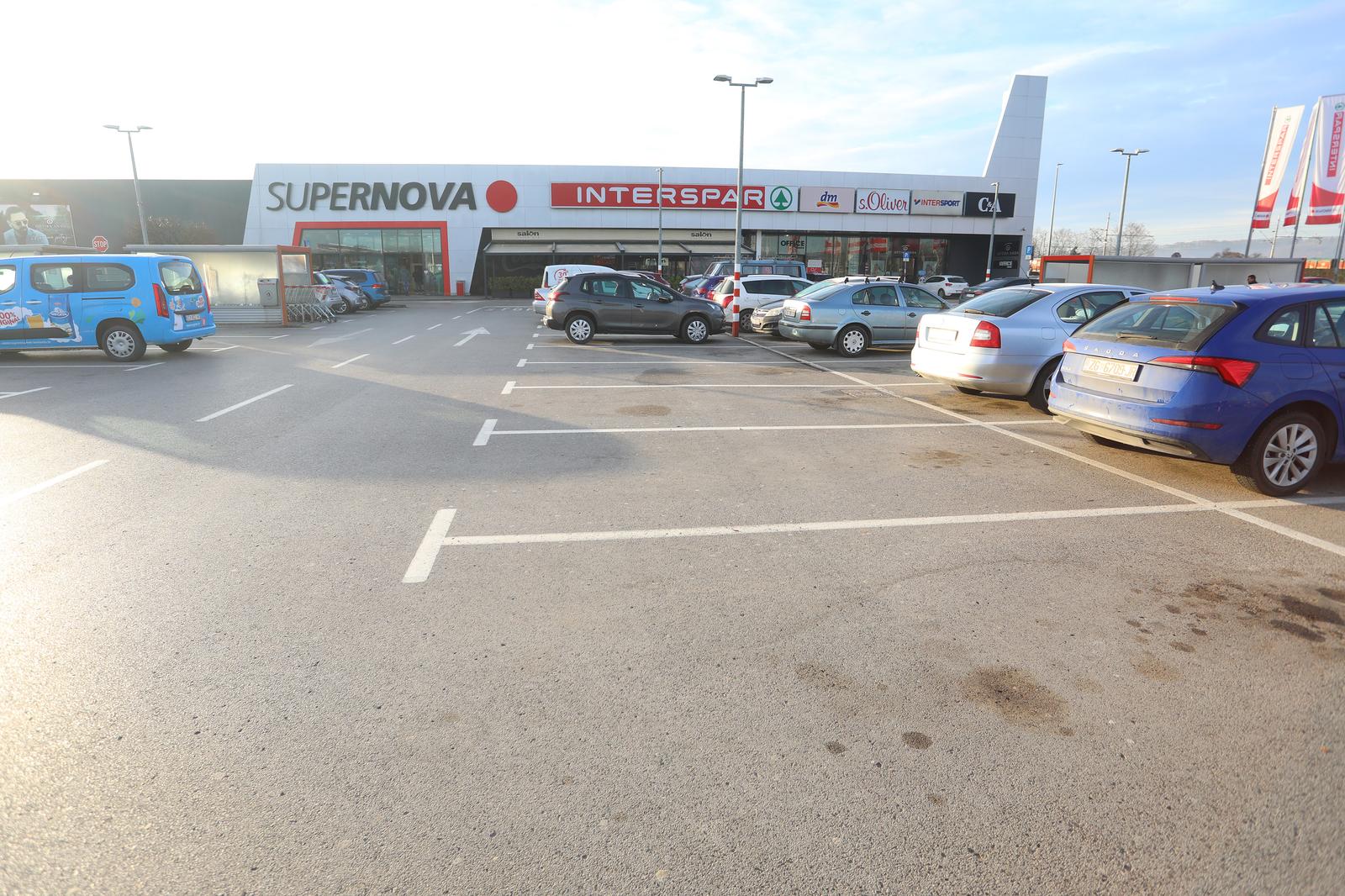 Karlovac: Počeo veliki bojkot svih trgovina Karlovac: Počeo veliki bojkot svih trgovina