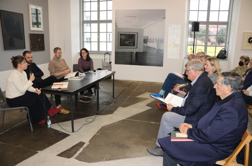 Predstavljanje-kataloga-izlozbe-Objektiv-NDH-5 Predstavljanje-kataloga-izlozbe-Objektiv-NDH-5