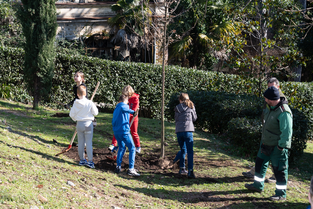 480481831_1014406697260039_9051765996852406313_n 480481831_1014406697260039_9051765996852406313_n