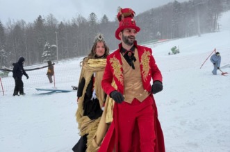 Carnival snowboard session 2025 15