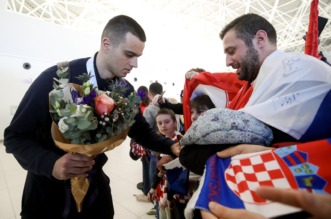 Zagreb: Rukometaši sletjeli u zračnu luku nakon osvojenog srebra na Svjetskom prvenstvu Zagreb: Rukometaši sletjeli u zračnu luku nakon osvojenog srebra na Svjetskom prvenstvu