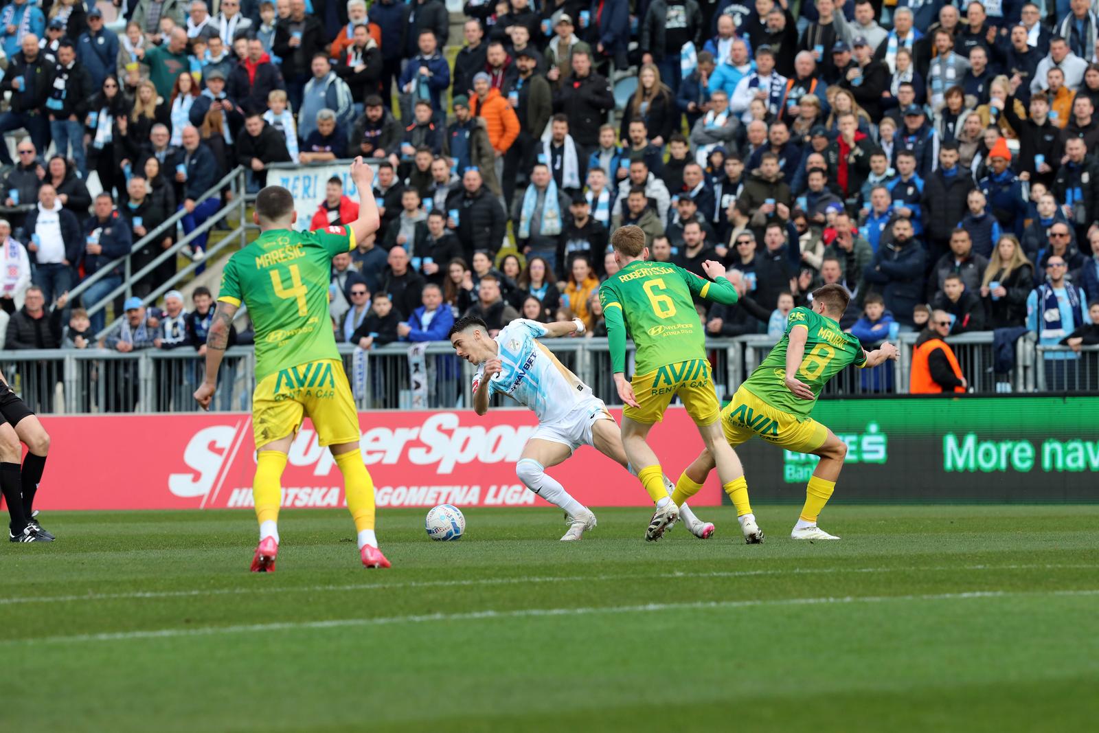 Rijeka: HNK Rijeka i NK Istra susreli se u 3. kolu Prve HNL Rijeka: HNK Rijeka i NK Istra susreli se u 3. kolu Prve HNL