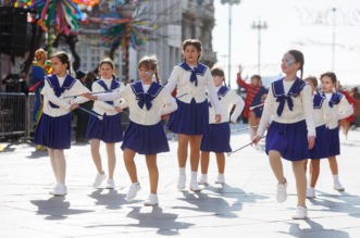 Dječja karnevalska povorka prošla središtem Rijeke Dječja karnevalska povorka prošla središtem Rijeke