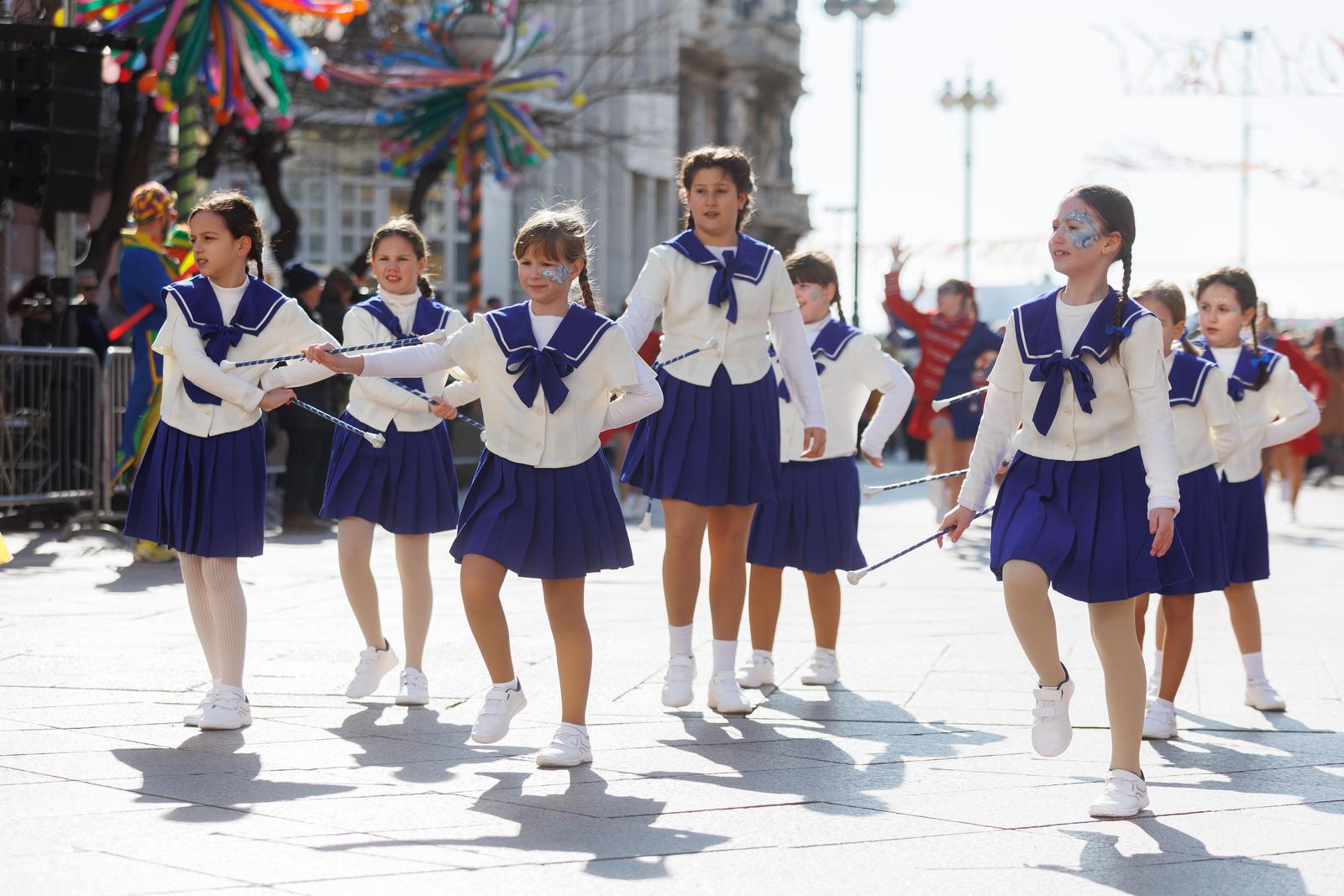 Dječja karnevalska povorka prošla središtem Rijeke Dječja karnevalska povorka prošla središtem Rijeke