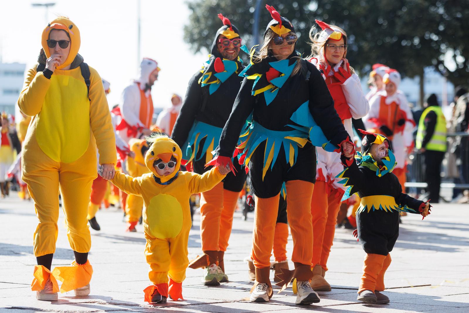 Dječja karnevalska povorka prošla središtem Rijeke Dječja karnevalska povorka prošla središtem Rijeke