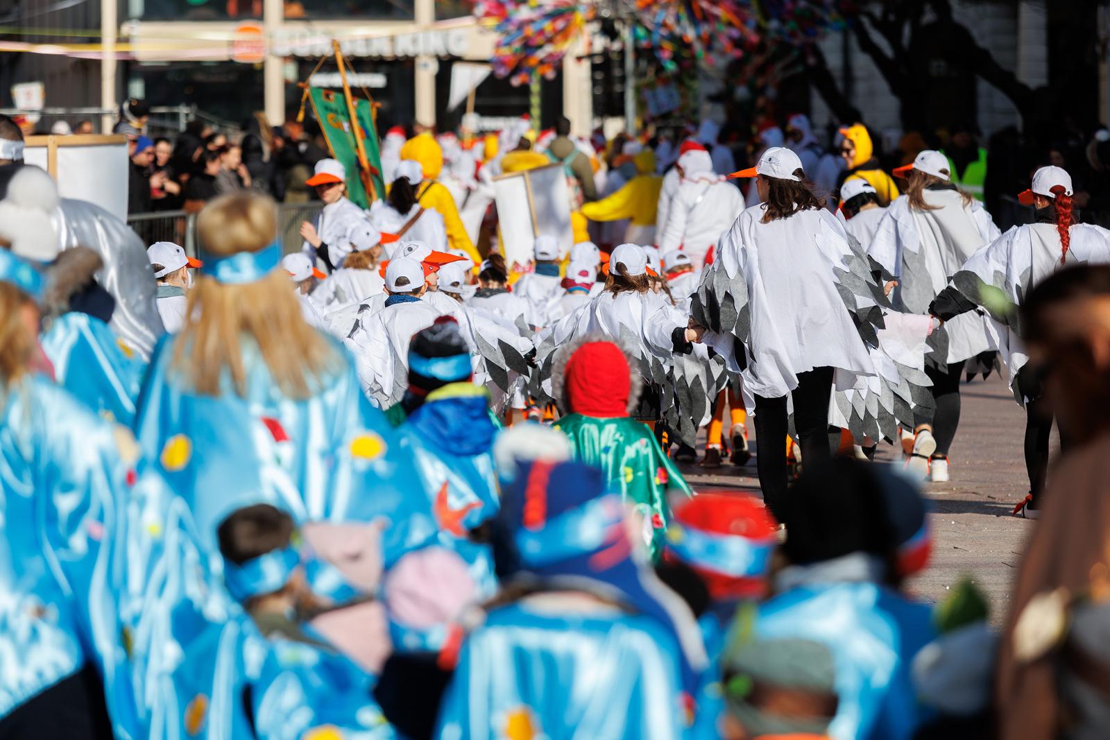Dječja karnevalska povorka prošla središtem Rijeke Dječja karnevalska povorka prošla središtem Rijeke