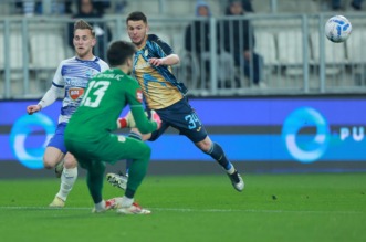 Osijek i Rijeka sastali se u 22. kolu SuperSport HNL-a Osijek i Rijeka sastali se u 22. kolu SuperSport HNL-a