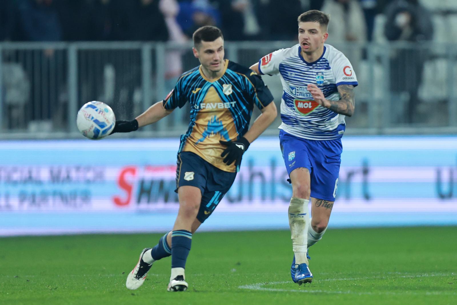 Osijek i Rijeka sastali se u 22. kolu SuperSport HNL-a Osijek i Rijeka sastali se u 22. kolu SuperSport HNL-a