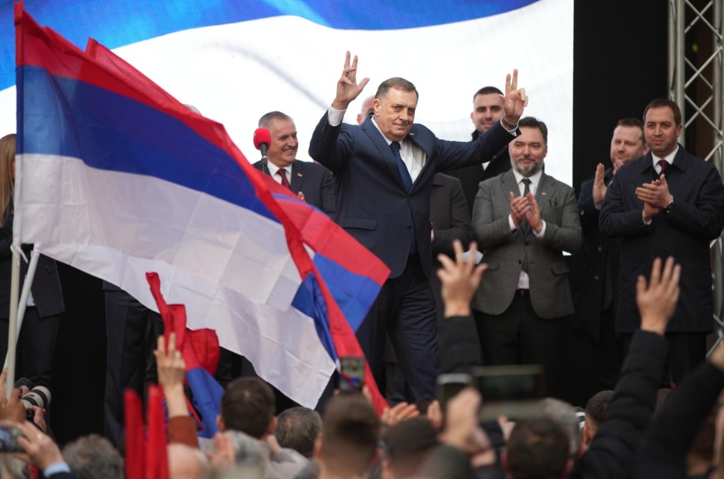 Banja Luka: Podrška predsjedniku Miloradu Dodiku uoči izricanja presude pred Sudom BiH Banja Luka: Podrška predsjedniku Miloradu Dodiku uoči izricanja presude pred Sudom BiH