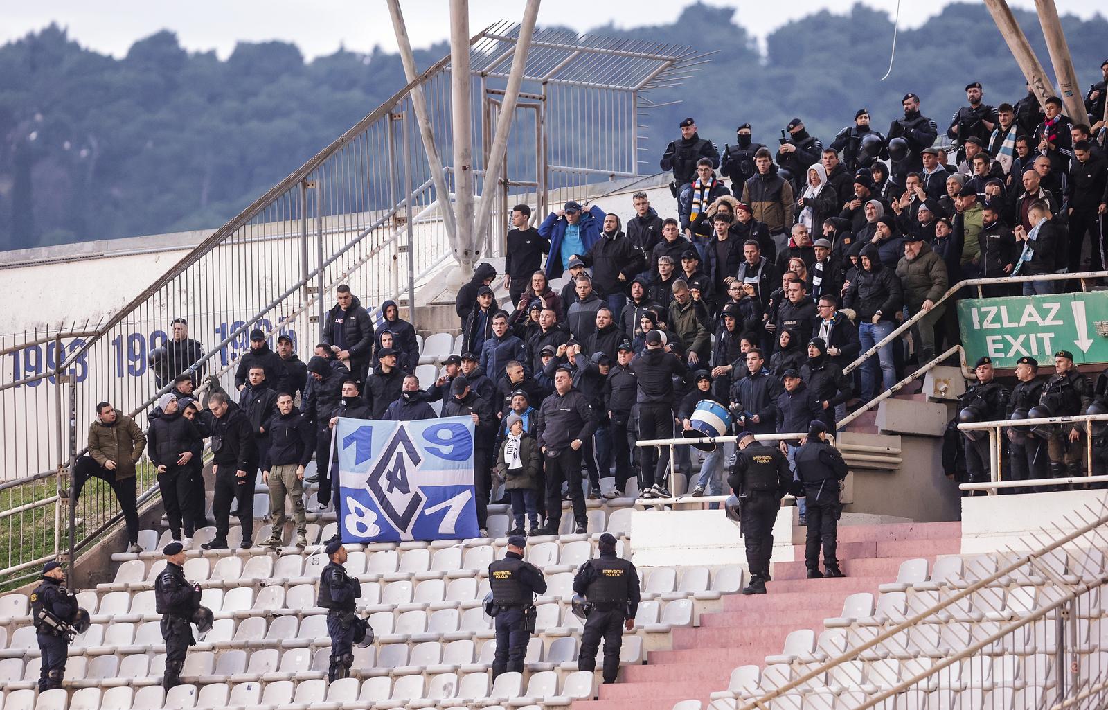Split: Hajduk i Rijeka sastali se u četvrtfinalu Hrvatskog nogometnog kupa Split: Hajduk i Rijeka sastali se u četvrtfinalu Hrvatskog nogometnog kupa