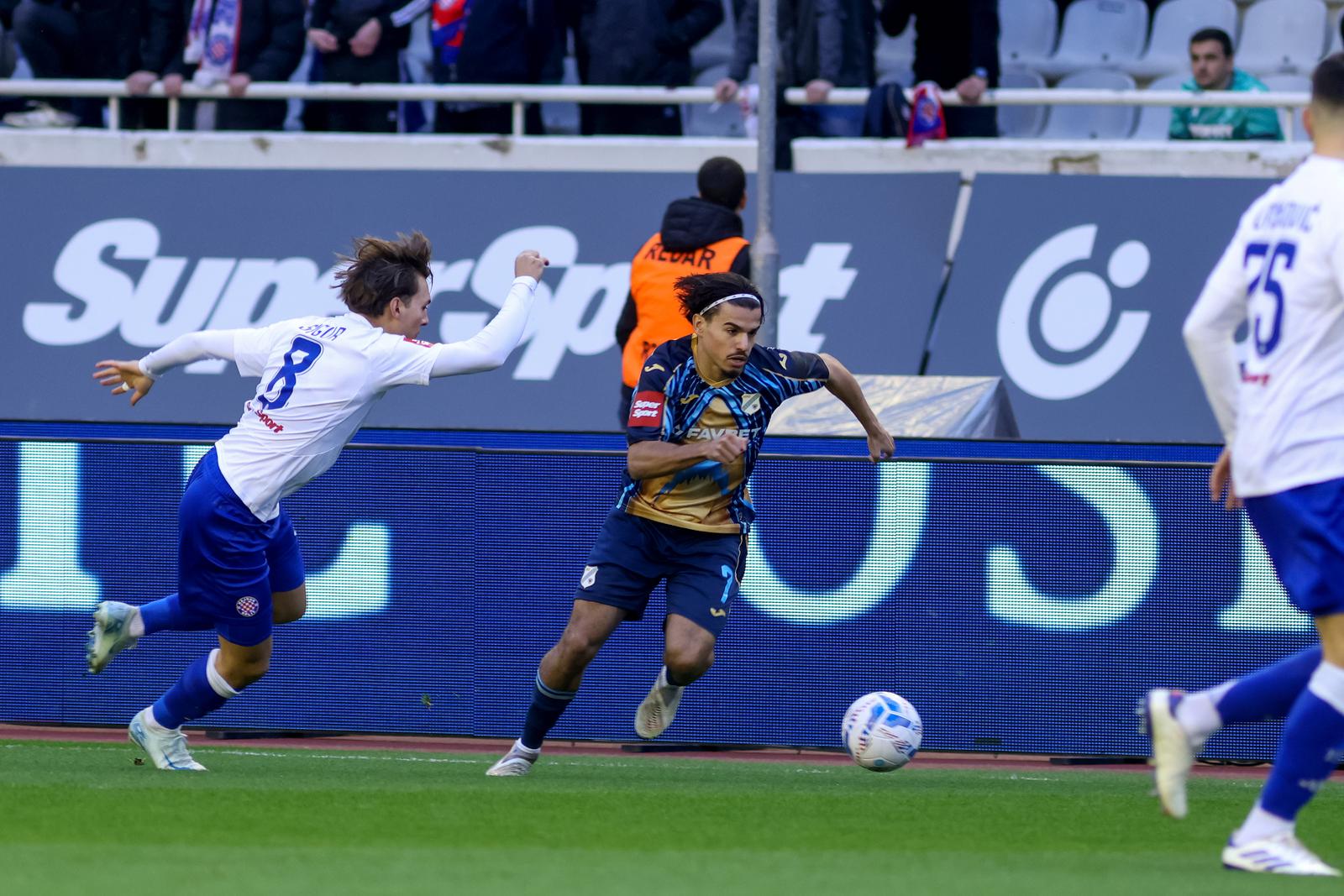 Split: Hajduk i Rijeka sastali se u četvrtfinalu Hrvatskog nogometnog kupa Split: Hajduk i Rijeka sastali se u četvrtfinalu Hrvatskog nogometnog kupa