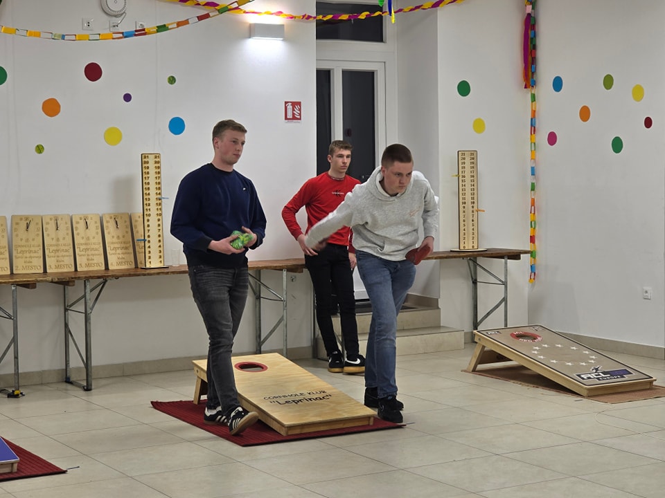 veprinac zabava (8) veprinac zabava (8)