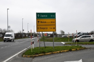 2aa24318-cf74-41e6-b1ca-62c0b4ddf229 2aa24318-cf74-41e6-b1ca-62c0b4ddf229