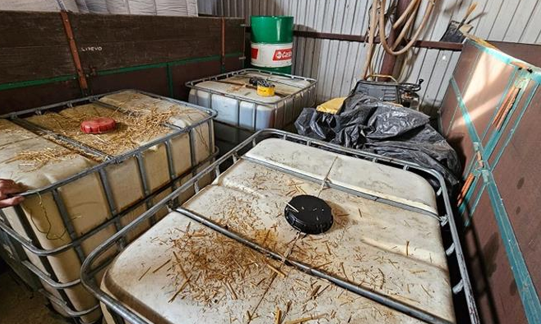 4c2e5e0f-378d-4aff-816f-019f517ff241 4c2e5e0f-378d-4aff-816f-019f517ff241