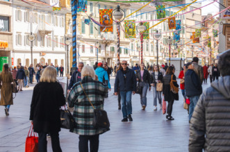 Ilustrativna proljeće -2682