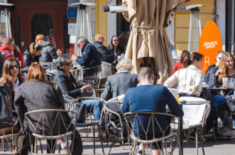 Ilustrativna proljeće-2855