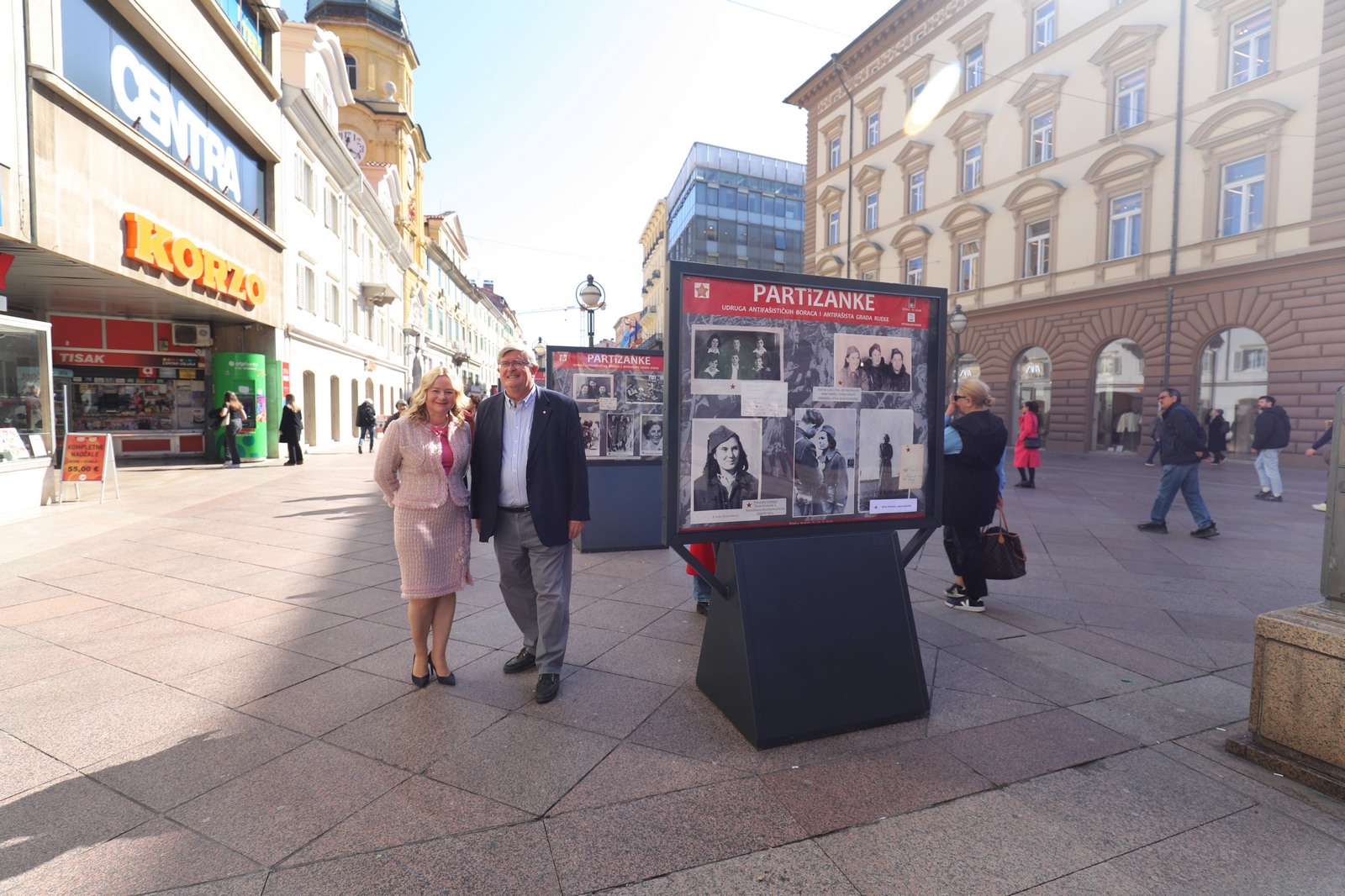 Izlozba-Partizanke-na-Korzu-17