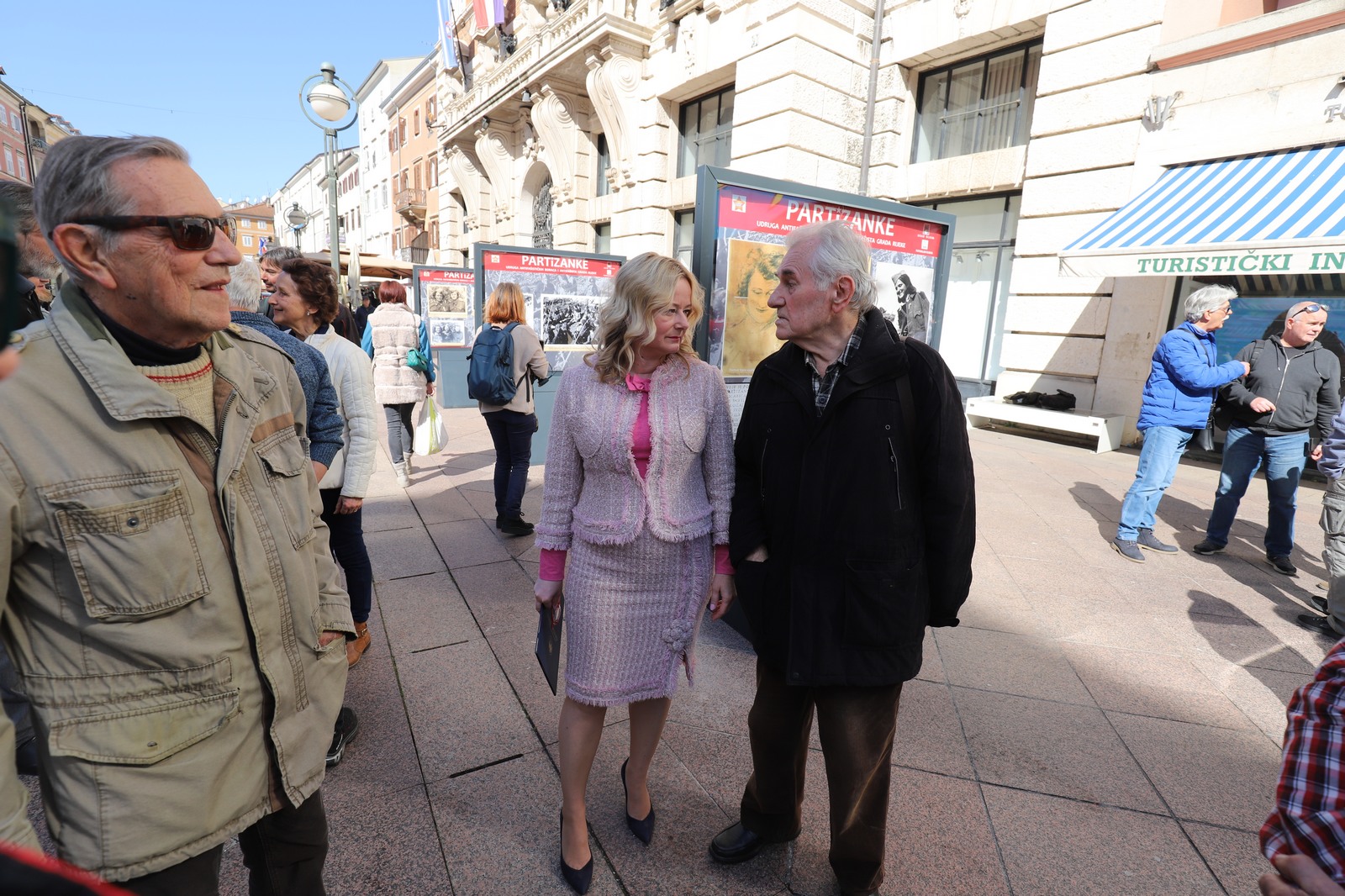 Izlozba-Partizanke-na-Korzu-4