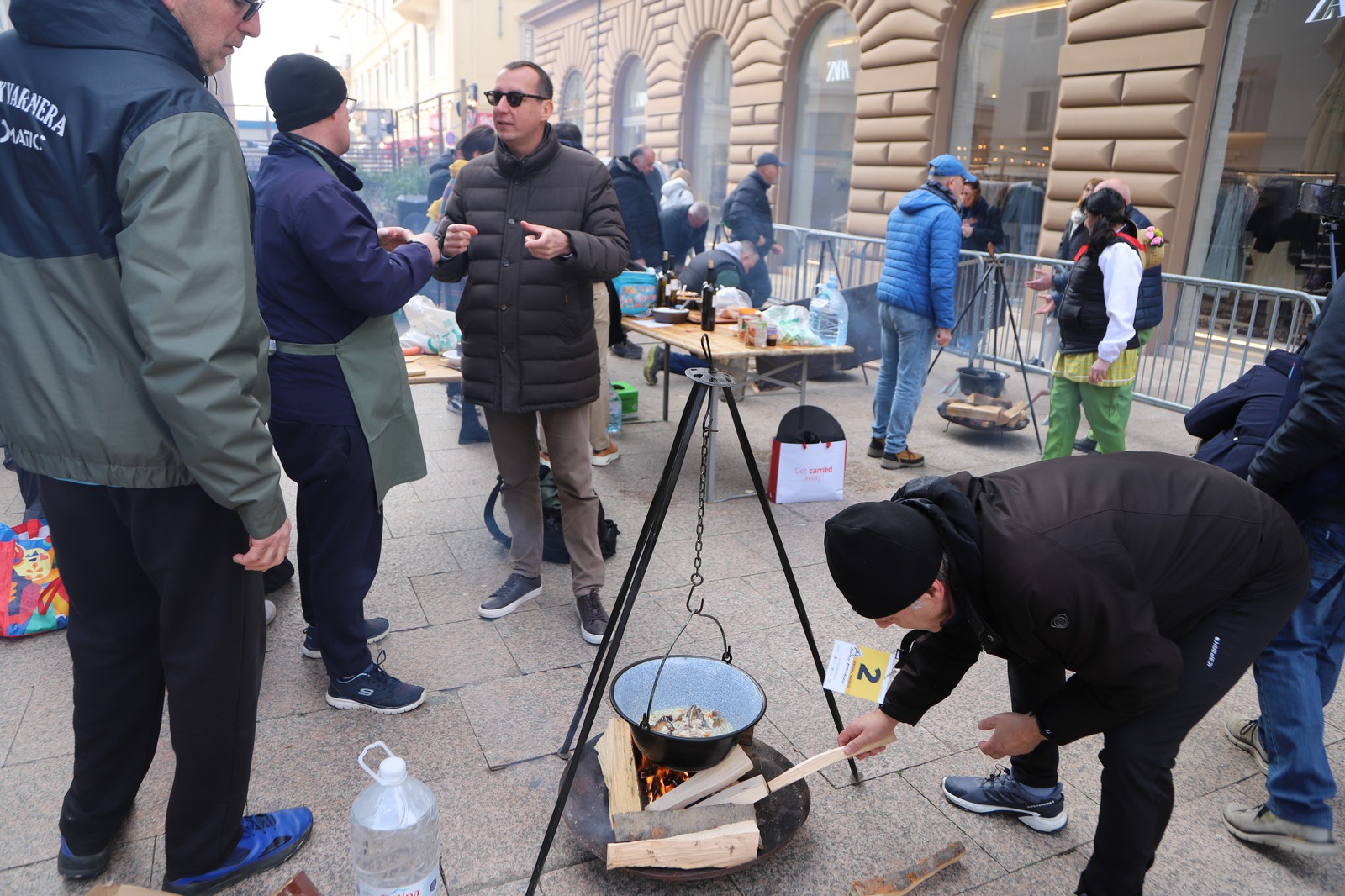 Maskarana-manestra-11