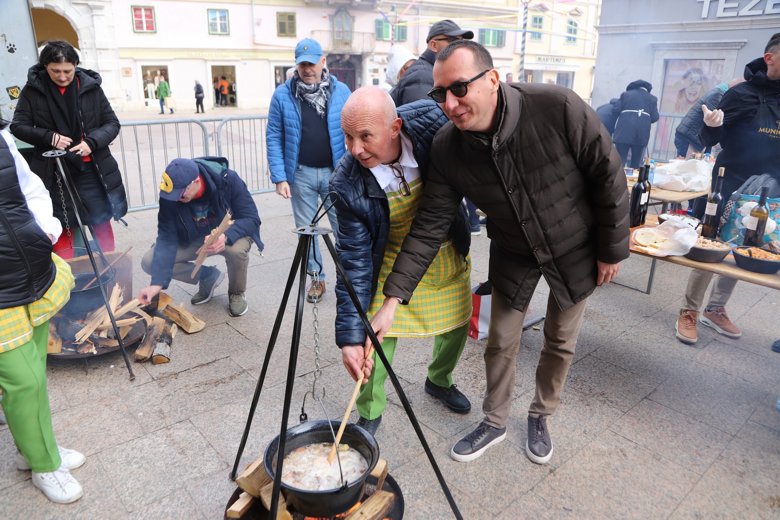 Maskarana-manestra-6