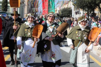 Rijeka: Povorka maškara na Riječkom karnevalu Rijeka: Povorka maškara na Riječkom karnevalu
