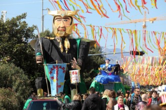 Rijeka: Povorka maškara na Riječkom karnevalu Rijeka: Povorka maškara na Riječkom karnevalu