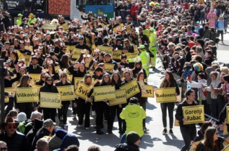 Rijeka: Povorka makara na Rije?kom karnevalu Rijeka: Povorka makara na Rije?kom karnevalu