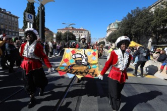 Rijeka: Povorka makara na Rije?kom karnevalu Rijeka: Povorka makara na Rije?kom karnevalu