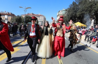 Rijeka: Povorka maškara na Riječkom karnevalu Rijeka: Povorka maškara na Riječkom karnevalu