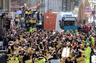 Rijeka: Povorka maškara na Riječkom karnevalu Rijeka: Povorka maškara na Riječkom karnevalu