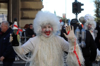 Rijeka: Povorka makara na Rije?kom karnevalu Rijeka: Povorka makara na Rije?kom karnevalu