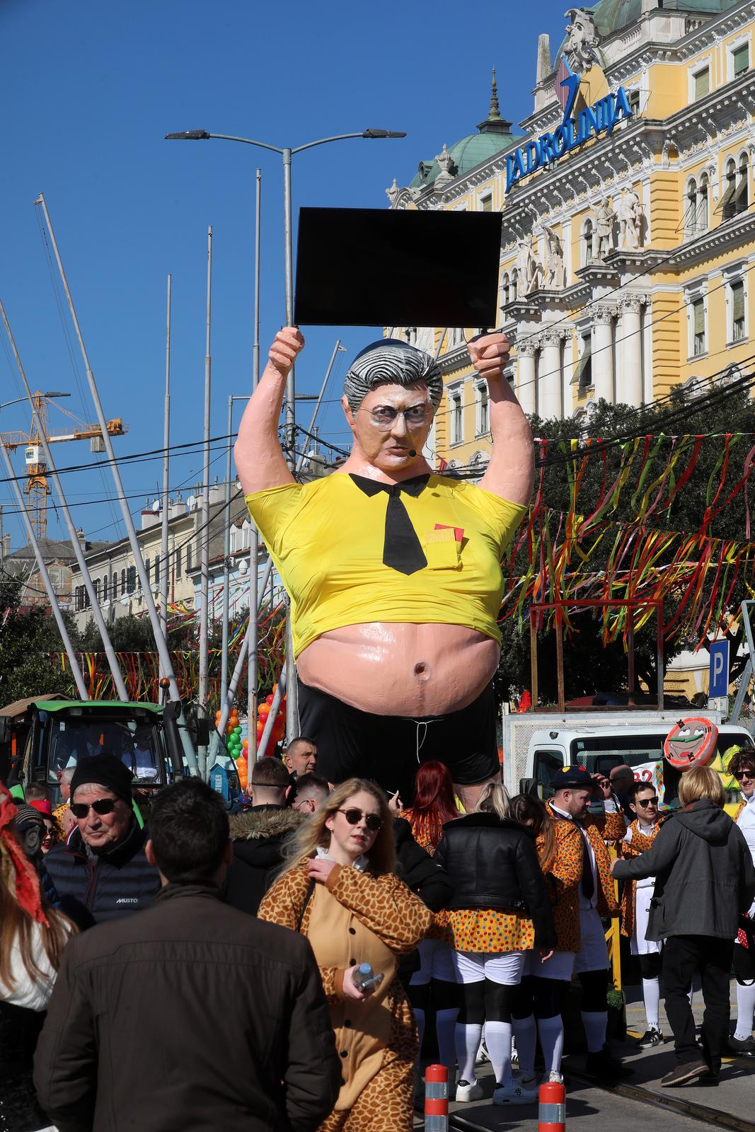 Rijeka: Povorka maškara na Riječkom karnevalu Rijeka: Povorka maškara na Riječkom karnevalu