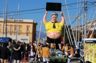 Rijeka: Povorka makara na Rije?kom karnevalu Rijeka: Povorka makara na Rije?kom karnevalu