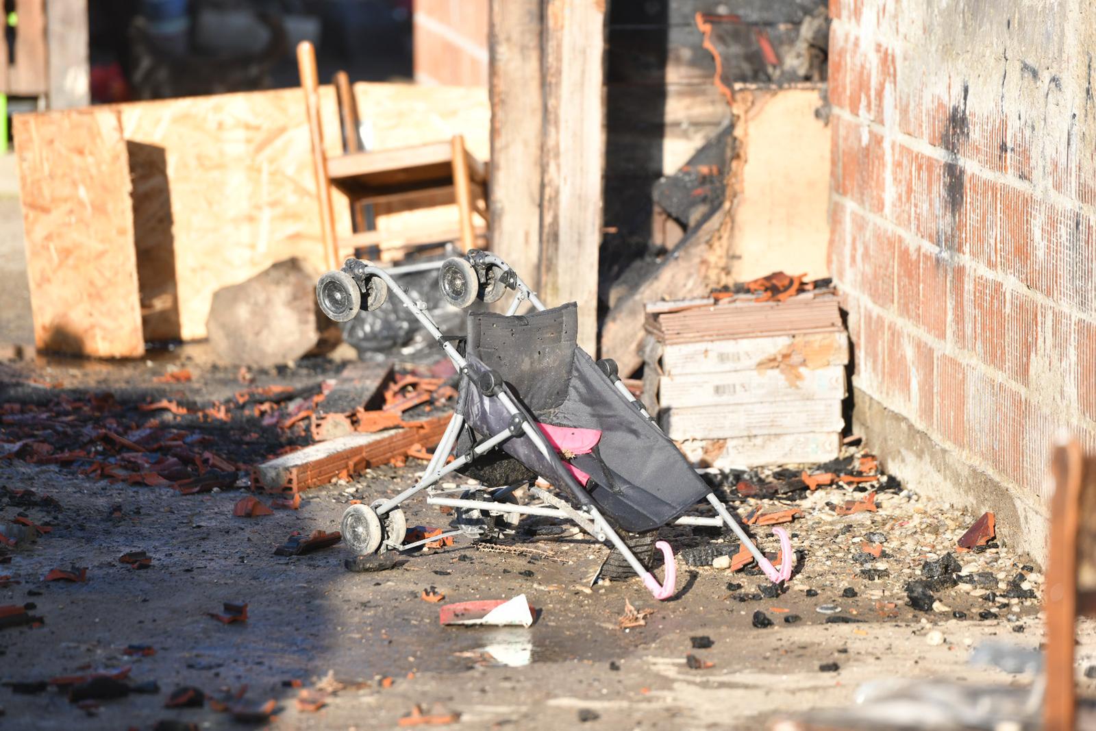 Troje djece poginulo u požaru u Kuršancu, žena i jedno dijete su u bolnici