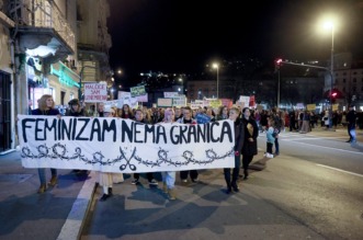 U Rijeci održan Noćni marž povodom Međunarodnog dana žena U Rijeci održan Noćni marž povodom Međunarodnog dana žena