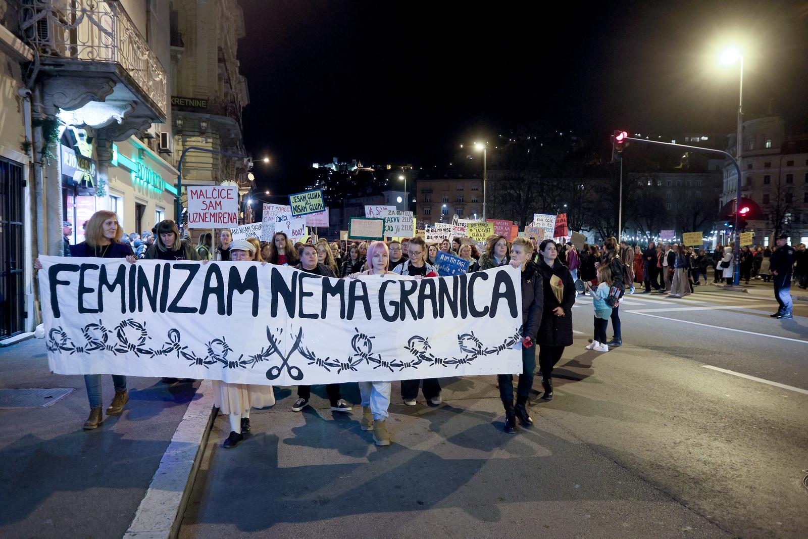 U Rijeci održan Noćni marž povodom Međunarodnog dana žena U Rijeci održan Noćni marž povodom Međunarodnog dana žena