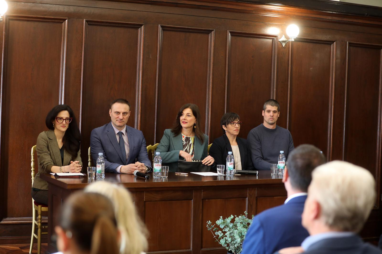 Rijeka: Panel “Pokreni se” u rektoratu Sveu?ilita u Rijeci