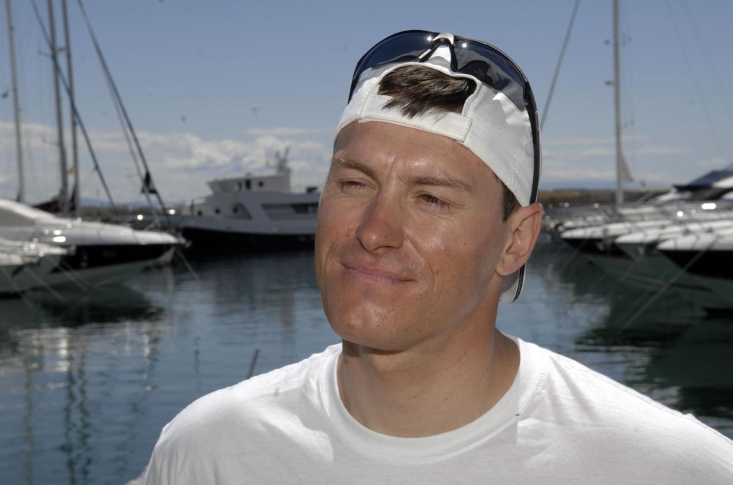 I?i?i: Ivica Kosteli? u drutvu prijatelja krenuo gumenjakom u Gr?ku