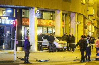 Na križanju Vukovarske i Savske ulice u Zagrebu, sudarila su se dva automobila, jedan završio u restoranu Na križanju Vukovarske i Savske ulice u Zagrebu, sudarila su se dva automobila, jedan završio u restoranu