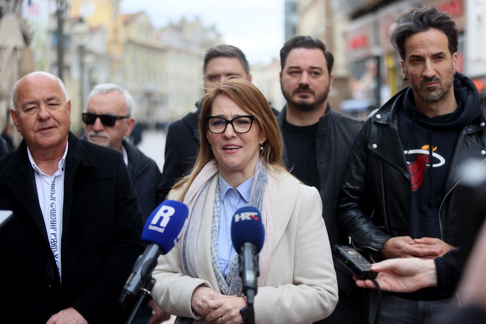 Rijeka: Predstavljena koalicija Domina, Mosta, Hrvatskih suverenista, BUZ-a i HSP-a za lokalne izbore Rijeka: Predstavljena koalicija Domina, Mosta, Hrvatskih suverenista, BUZ-a i HSP-a za lokalne izbore