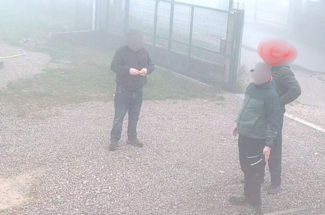 Untitled design (1) Untitled design (1)