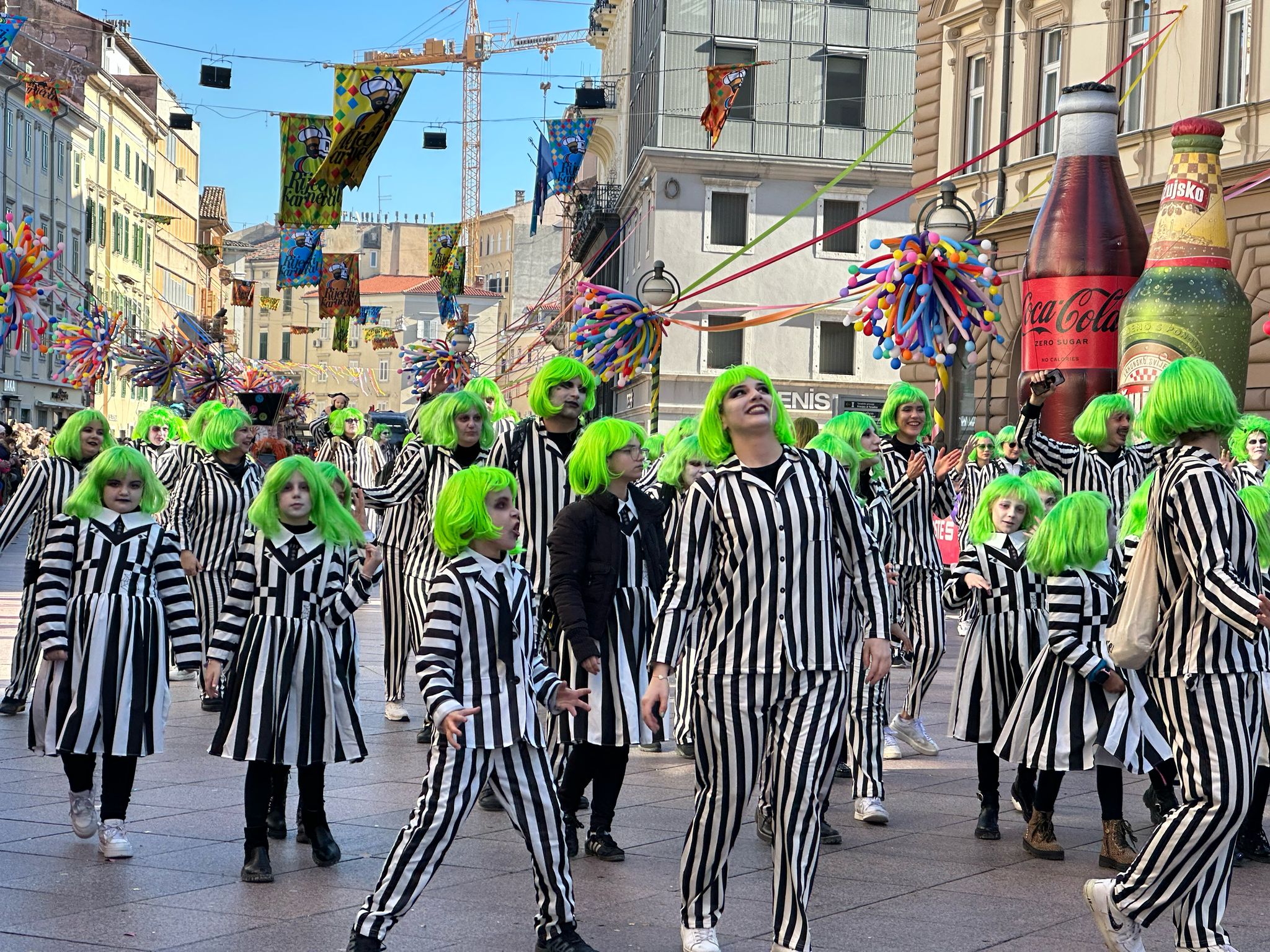 a621e699-7862-425b-872f-883cd8b25b59 a621e699-7862-425b-872f-883cd8b25b59