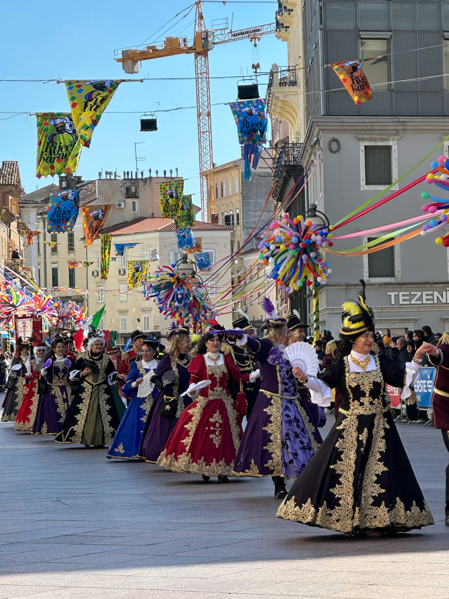 c4a40ab1-7f61-4392-a99c-c4645d466ebd c4a40ab1-7f61-4392-a99c-c4645d466ebd