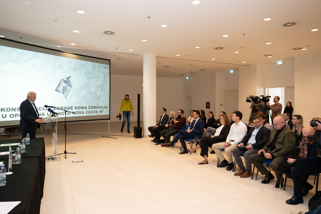 Foto Luigi Opatija, Grad Opatija, Potpisivanje ugovora Dom Zdrav