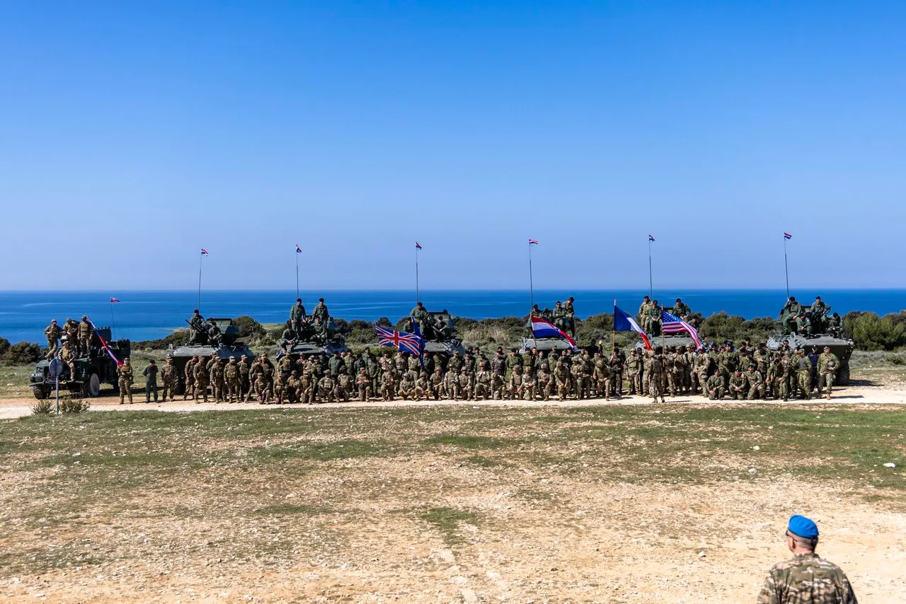 1280×1280-42bcbbf4-9d0c-11eb-8f97-cedfb09875dd (8)