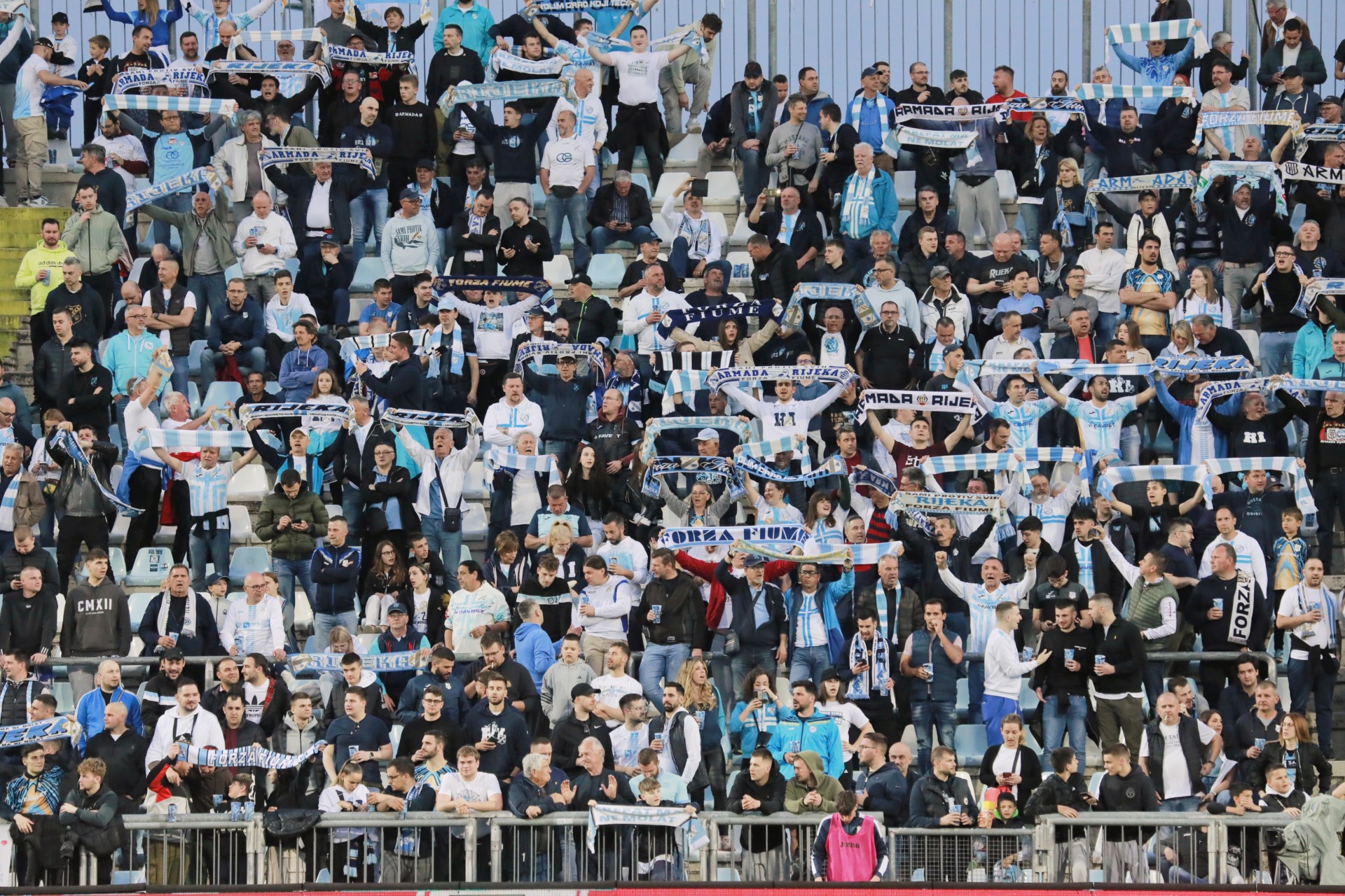 IMG_20250423_204110 IMG_20250423_204110