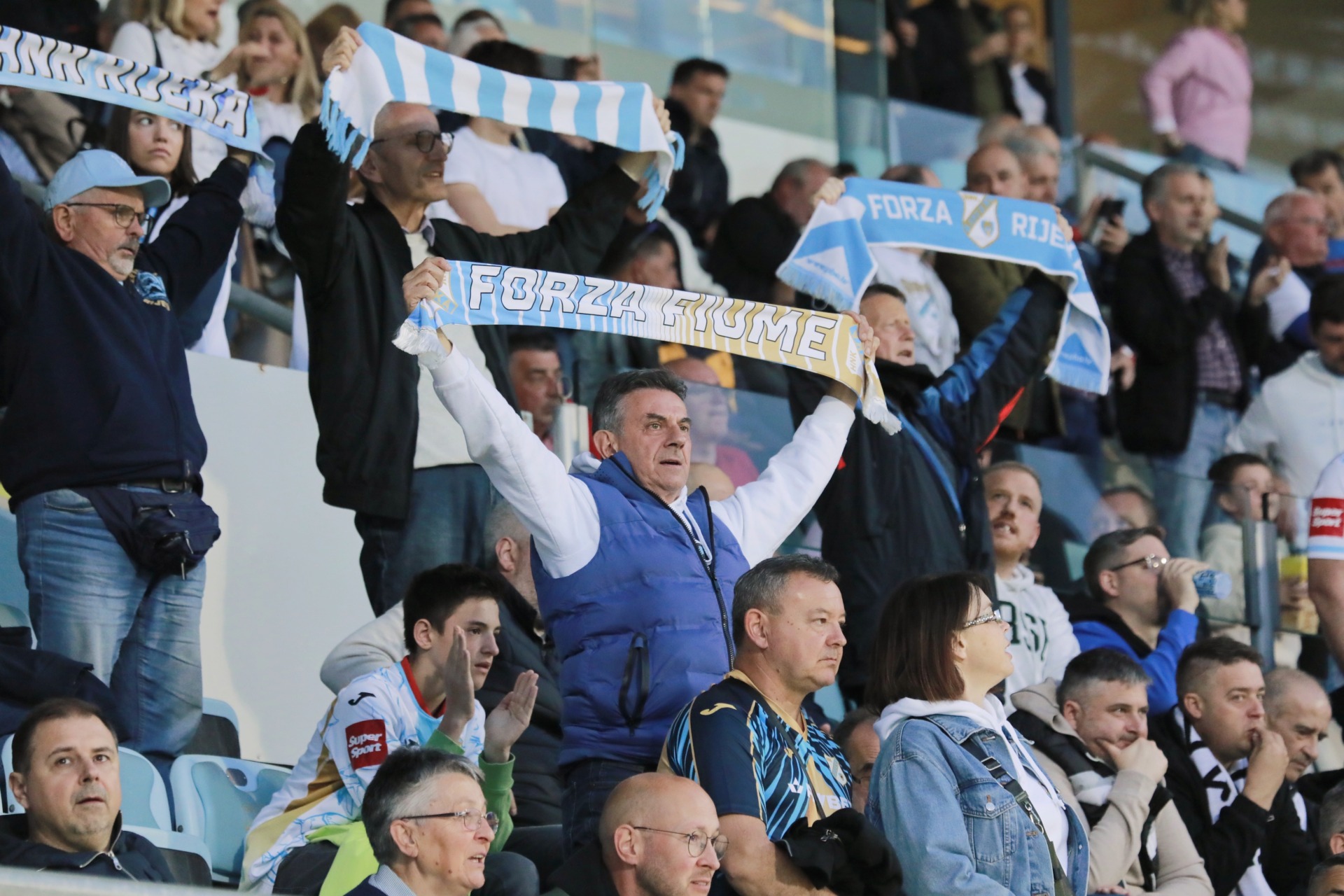 IMG_20250423_204239 IMG_20250423_204239