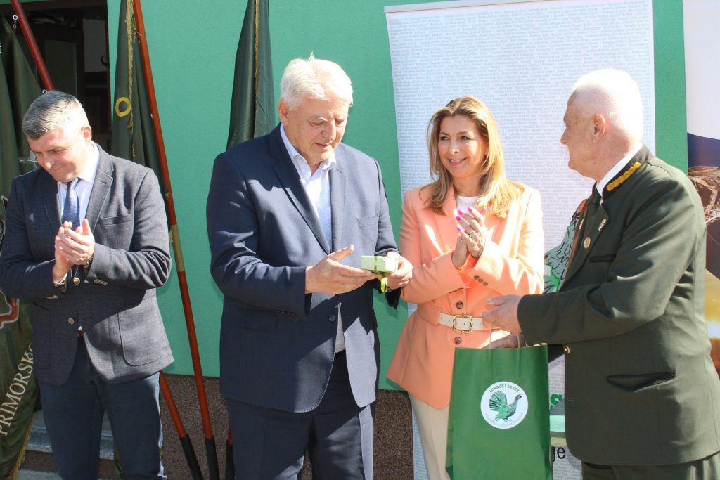 IMG_3672-1024×683 IMG_3672-1024×683