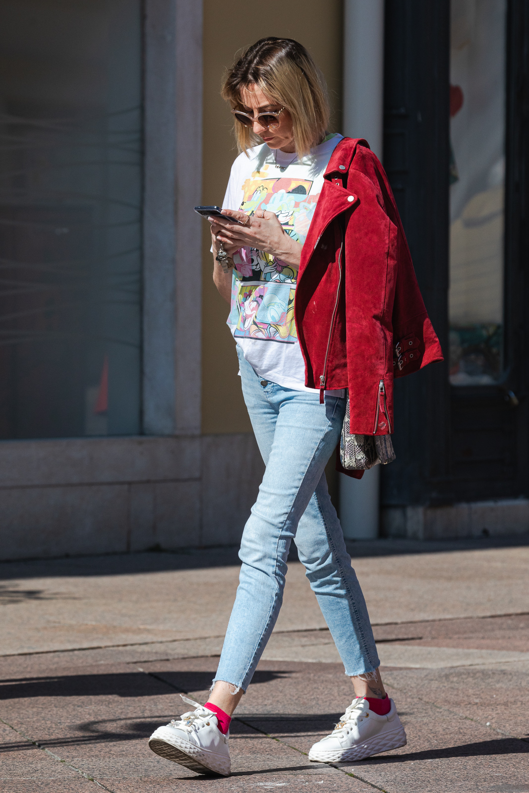 Klikom po Korzu 4.4-8016 Klikom po Korzu 4.4-8016